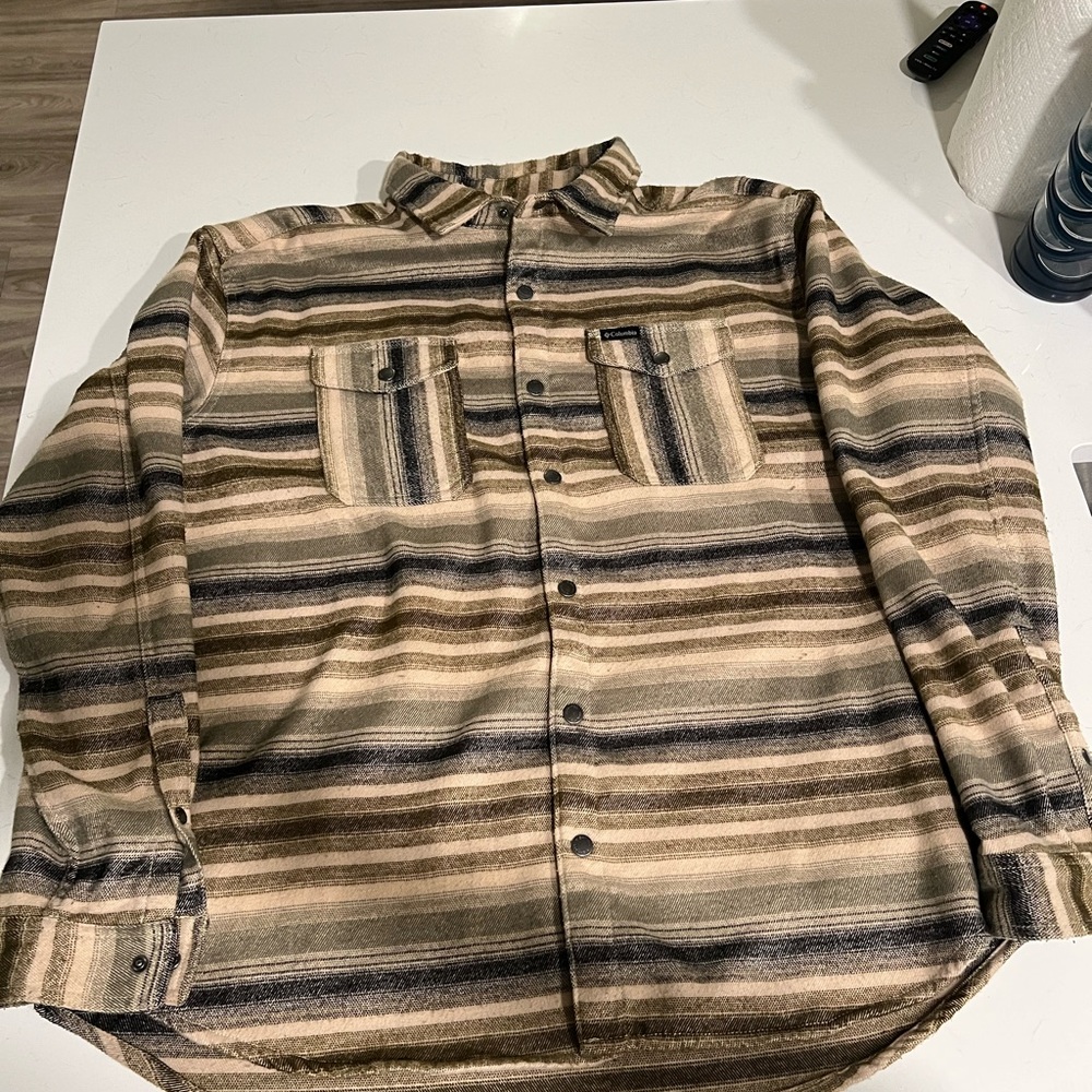 Columbia Plaid Shirt in Olive and Beige